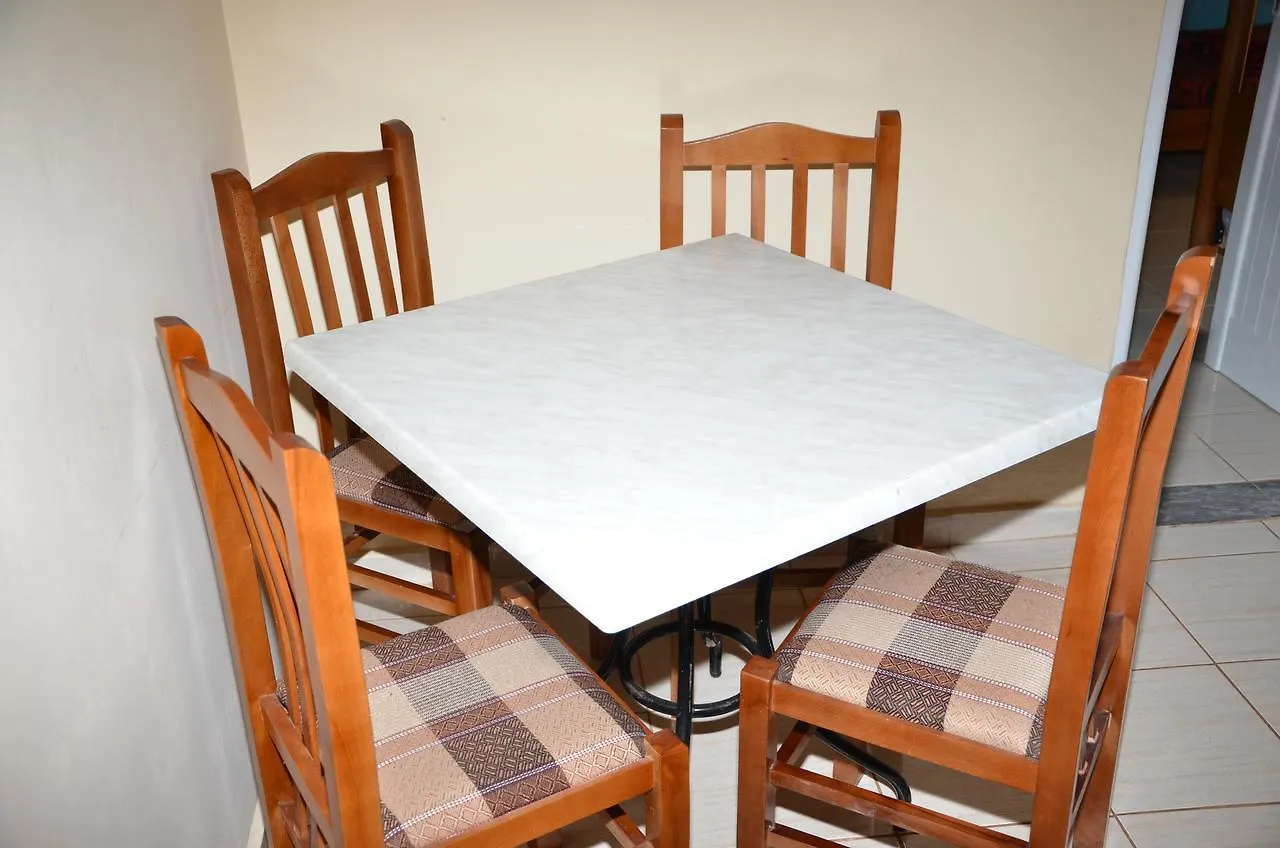 Vila Tare Saranda Apartament