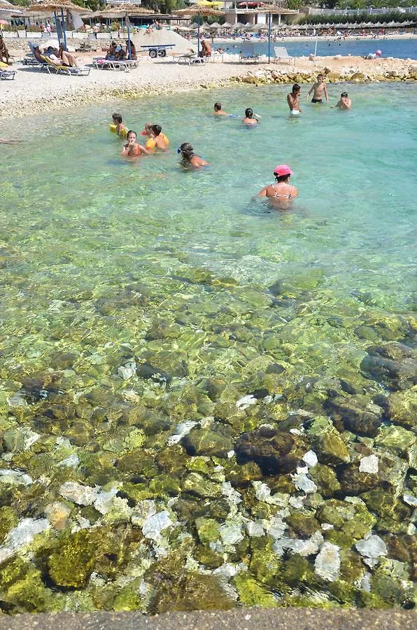 Vila Tare Saranda 0*,