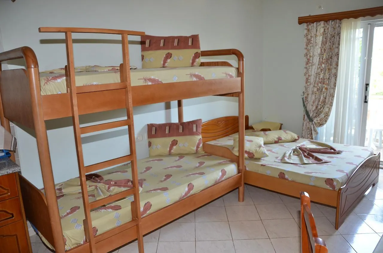 Vila Tare Saranda