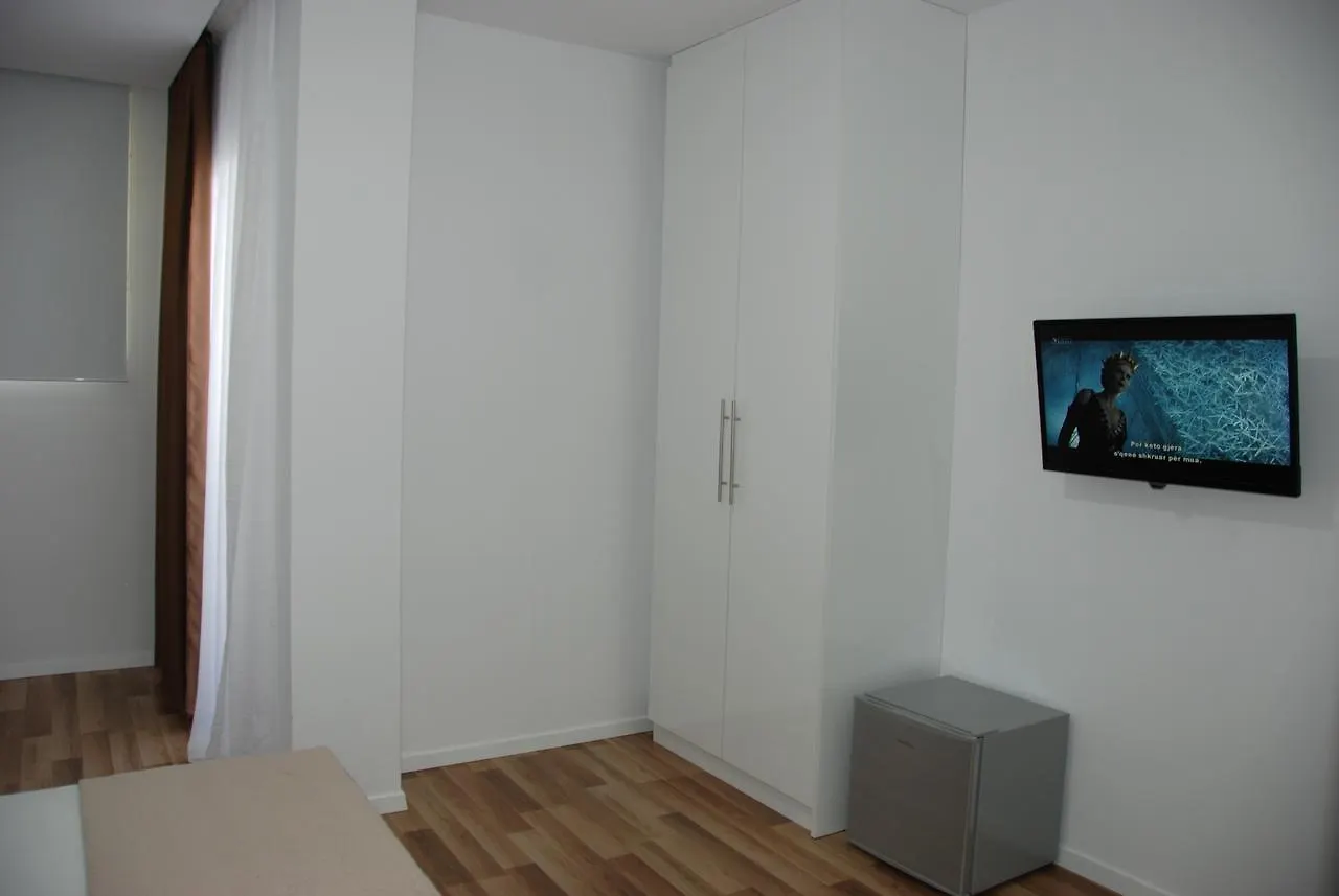Vila Tare Saranda